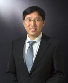 Prof. Heng CHEN, Associate Professor of Economics, Faculty of Economics and Business, HKU